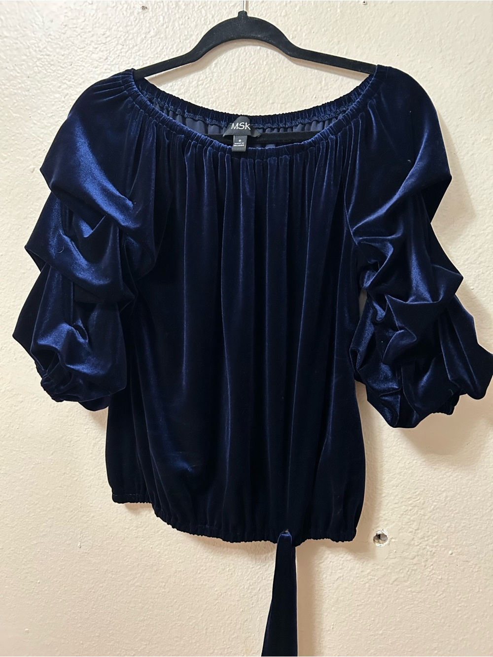 MSK Midnight Blue Velvet Puff-Sleeve Blouse